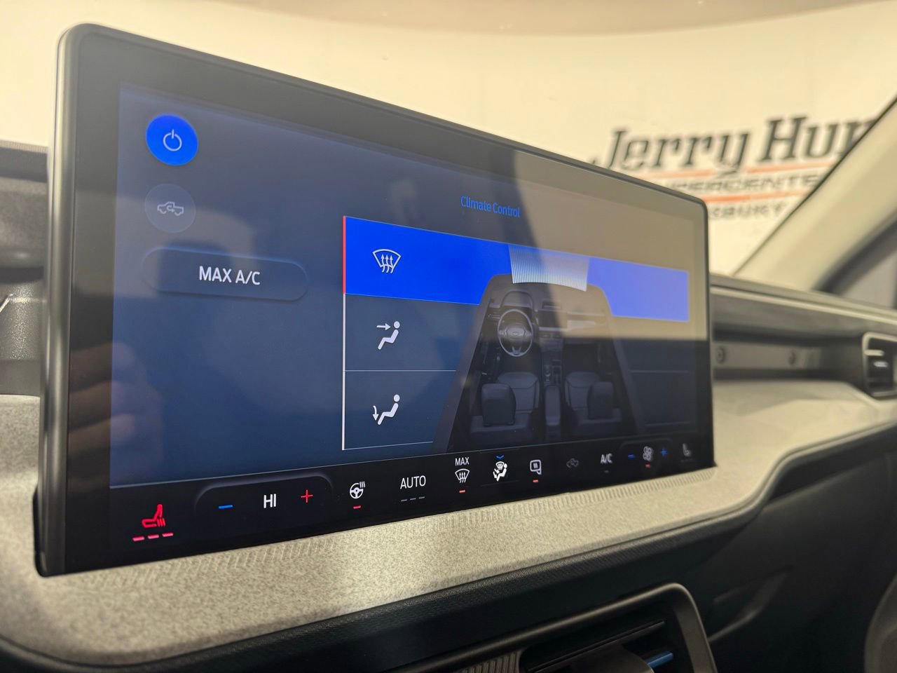 Used 2025 Ford Maverick XLT w/ XLT Luxury Package AWD/4WD image 14