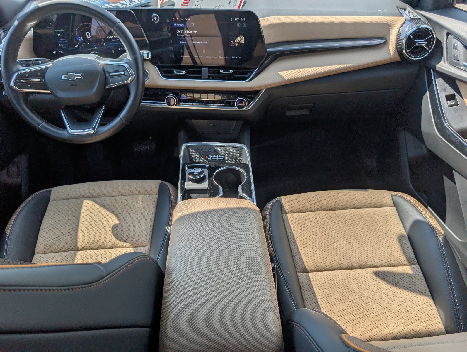 Certified 2026 Chevrolet Equinox ACTIV w/ Convenience Package III FWD image 29