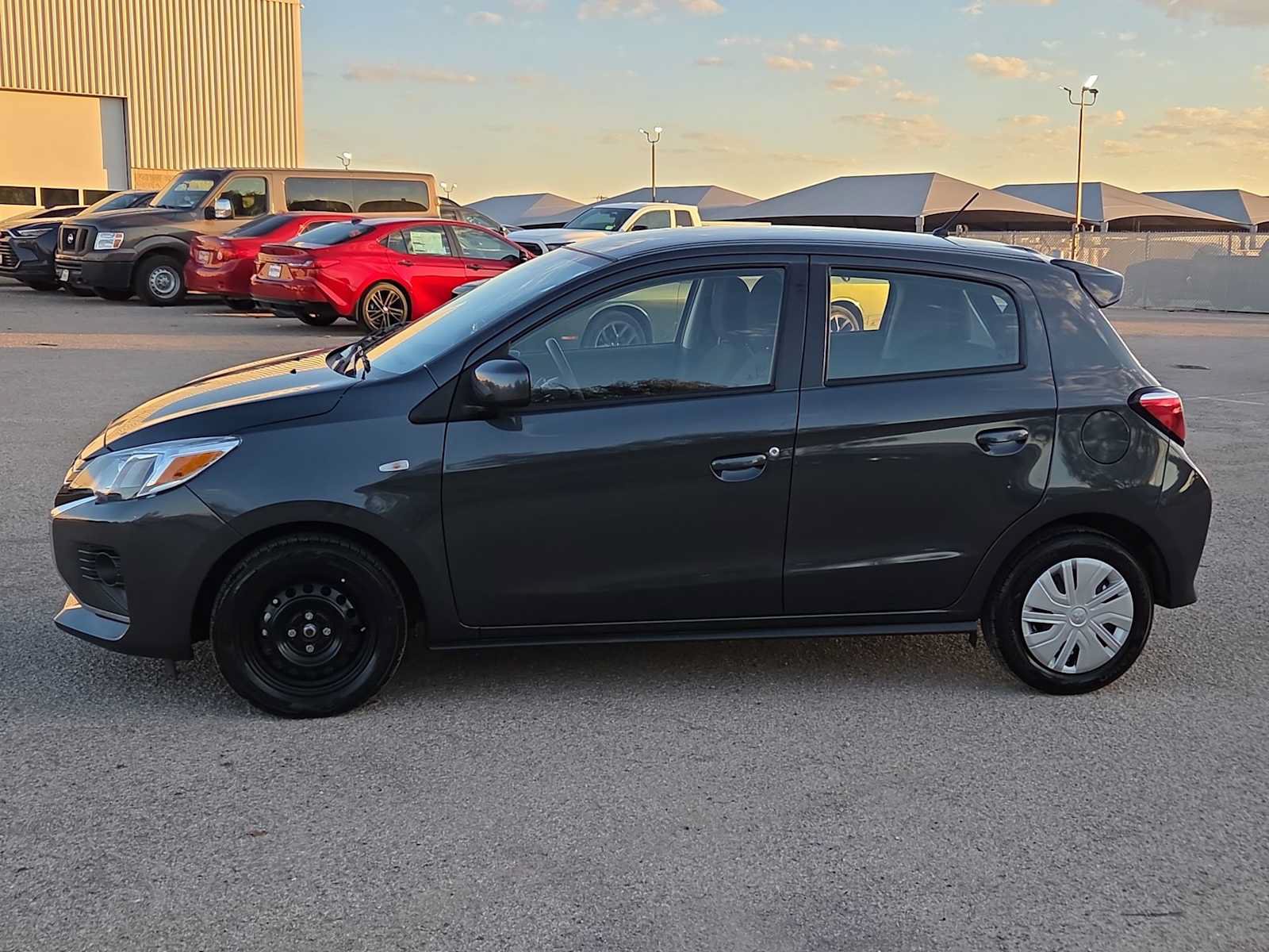 Used 2024 Mitsubishi Mirage ES FWD image 5
