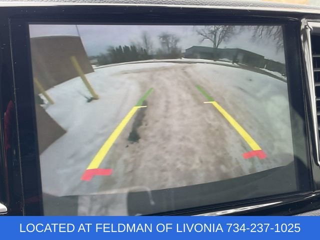 Used 2023 Chrysler Pacifica Limited image 15