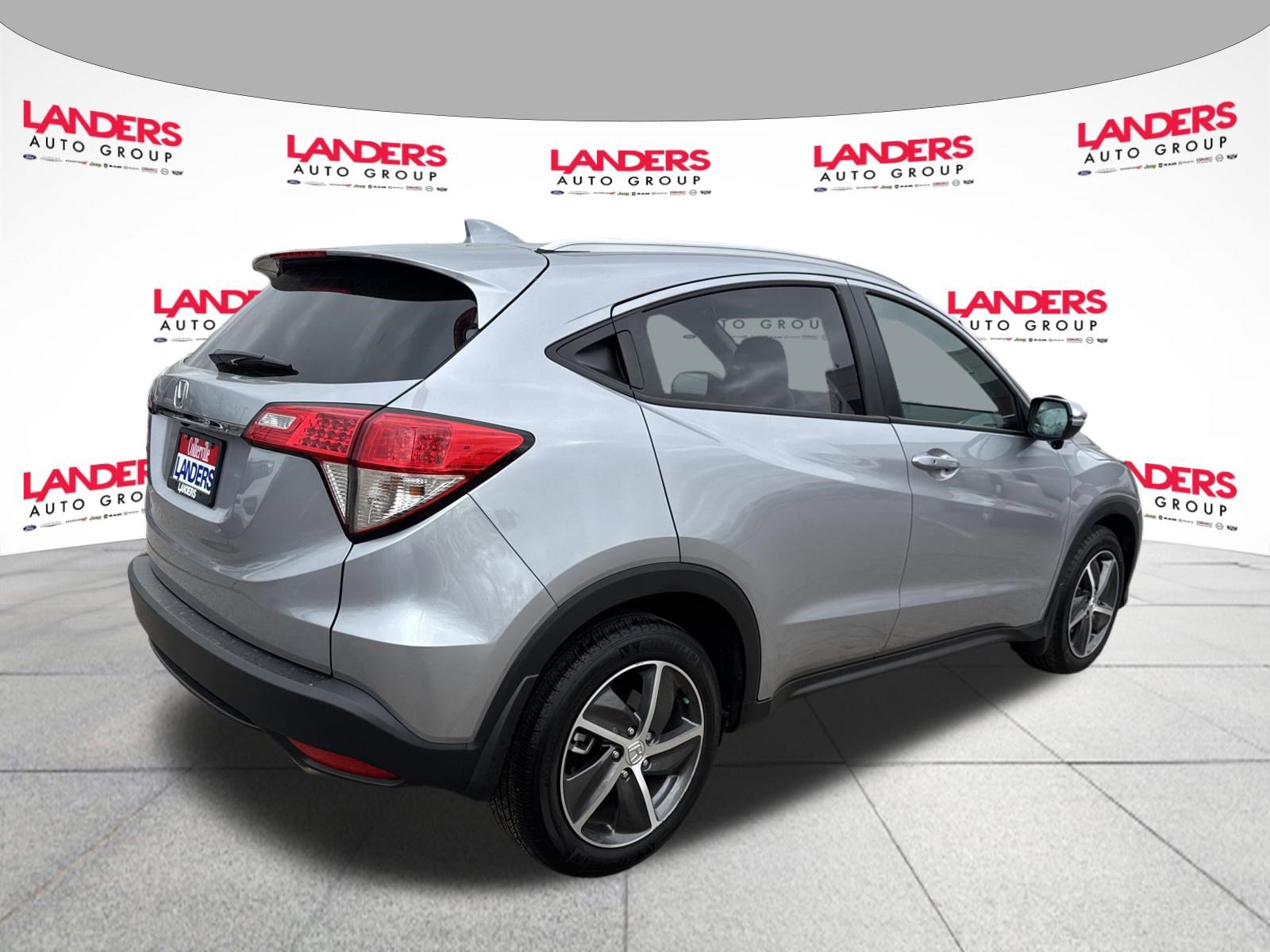 Used 2022 Honda HR-V EX image 3