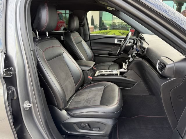 Used 2023 Ford Explorer ST-Line w/ Class IV Trailer Tow Package RWD image 32