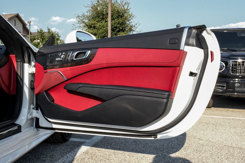 Used 2018 Mercedes-Benz SL 550 image 39