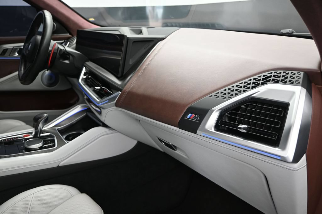 Certified 2023 BMW XM AWD/4WD image 24