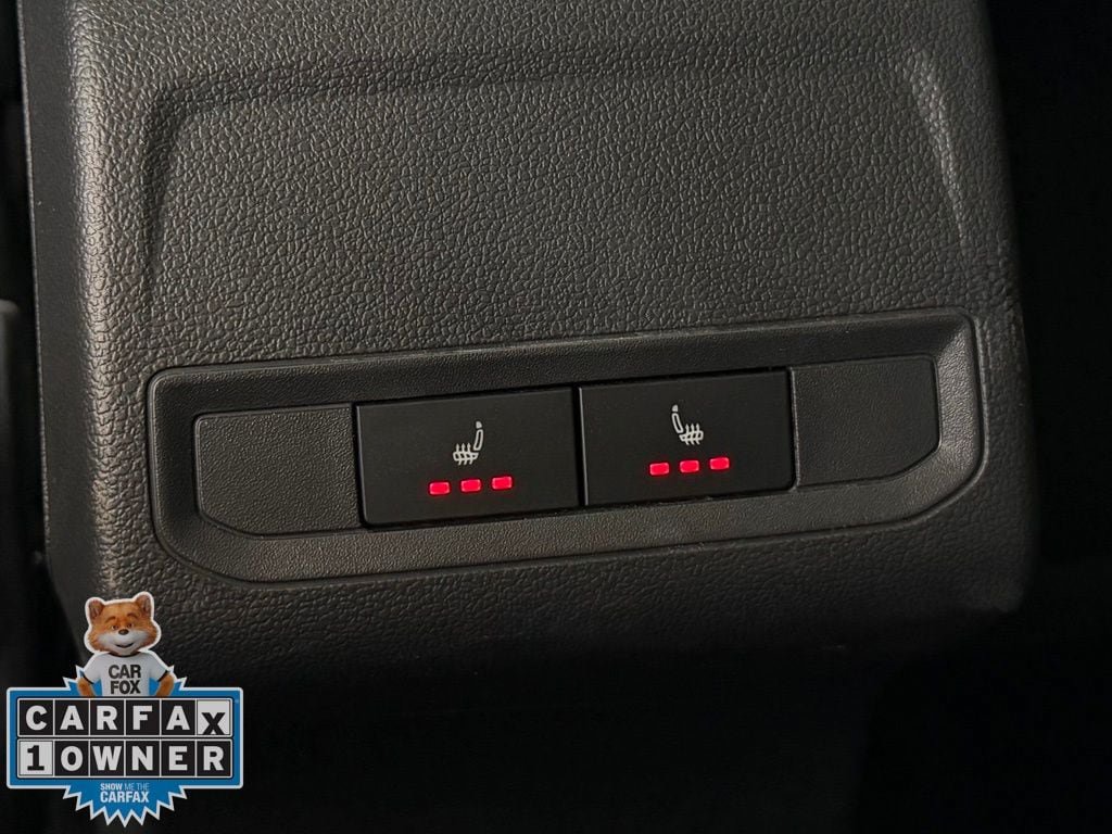 Used 2025 Volkswagen Jetta SEL FWD image 23