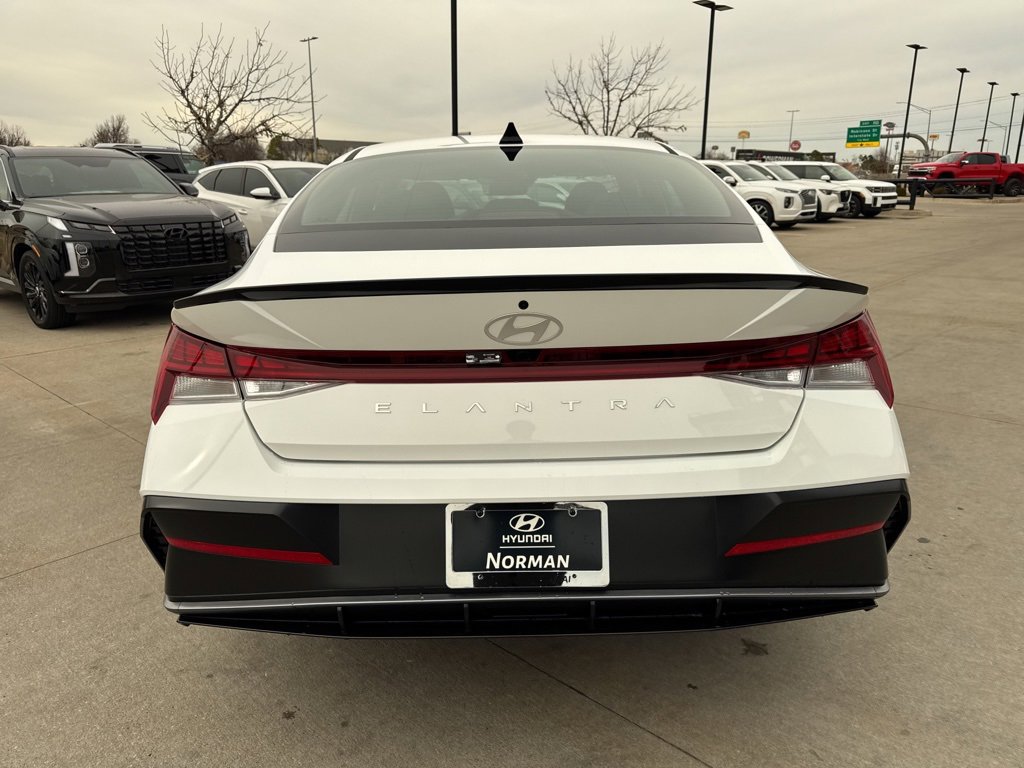 New 2026 Hyundai Elantra SEL Sport image 5