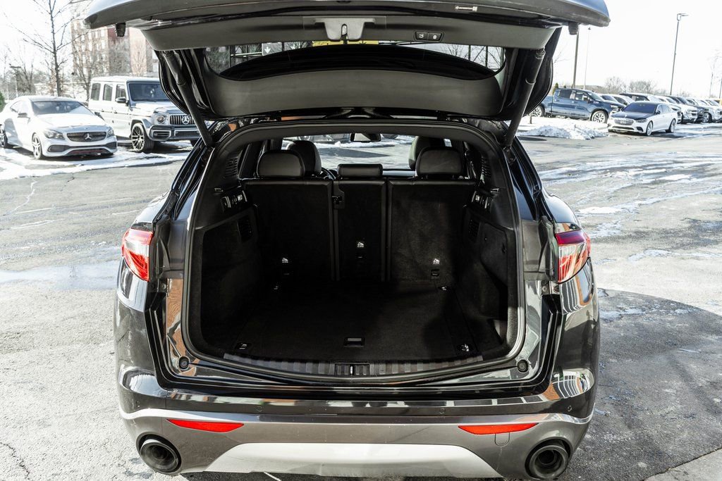 Used 2022 Alfa Romeo Stelvio Ti w/ Active Assist Plus Package image 14