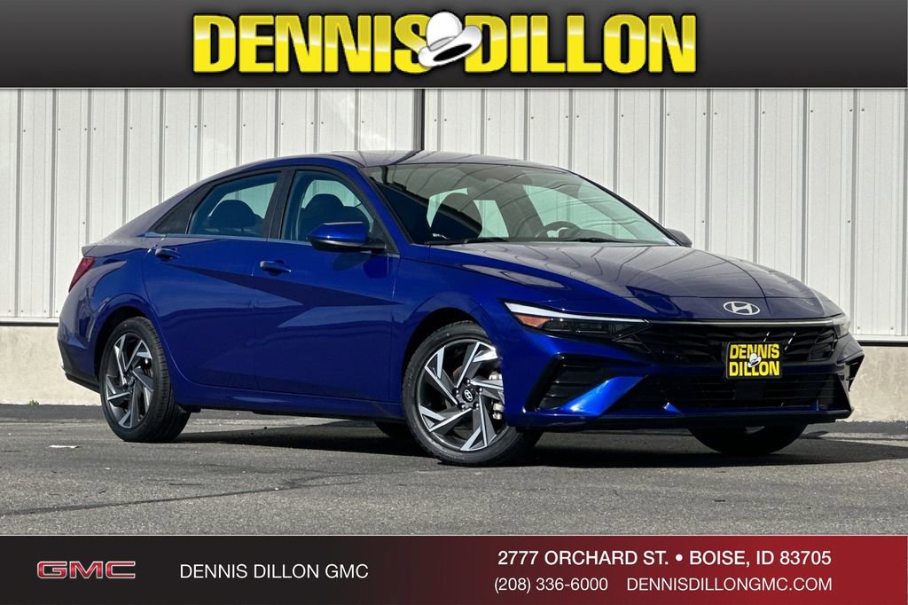 Used 2024 Hyundai Elantra SEL w/ Convenience Package