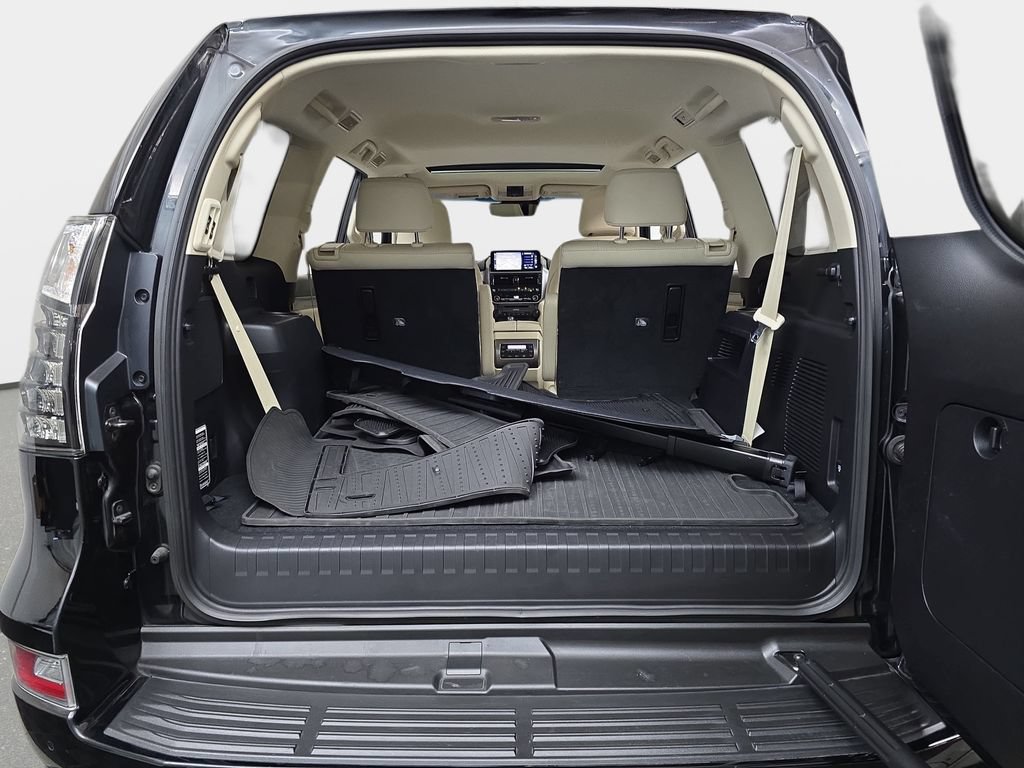 Certified 2023 Lexus GX 460 Luxury w/ Sport Design Package AWD/4WD image 14