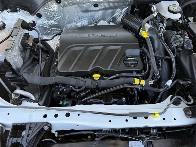 Used 2025 Chevrolet Trax LT image 34