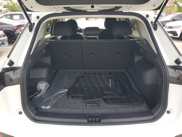 Certified 2025 Volkswagen Tiguan S FWD image 6