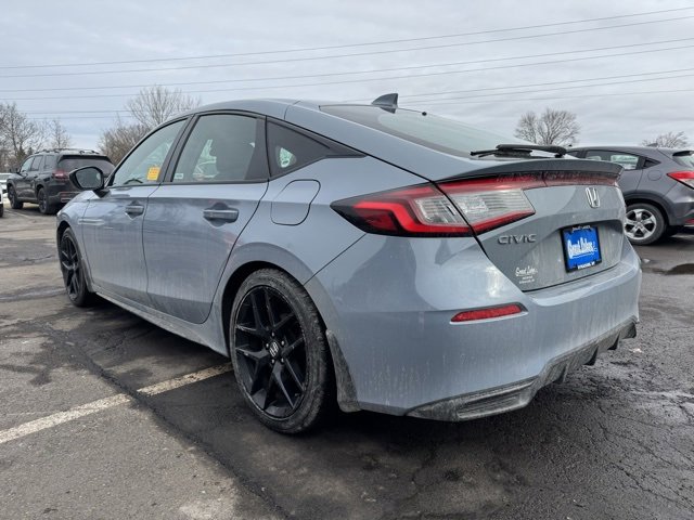 Used 2023 Honda Civic Sport image 4