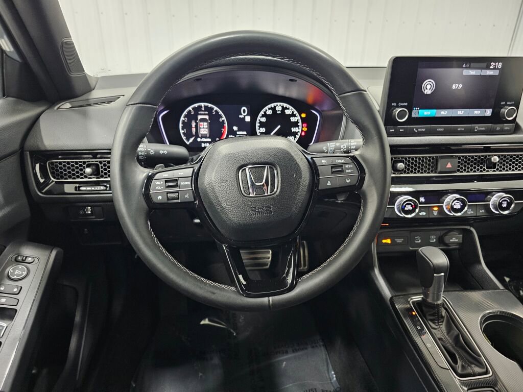 Used 2025 Honda Civic Sport image 14