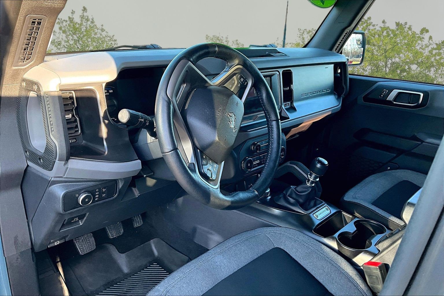 Used 2022 Ford Bronco Big Bend image 14