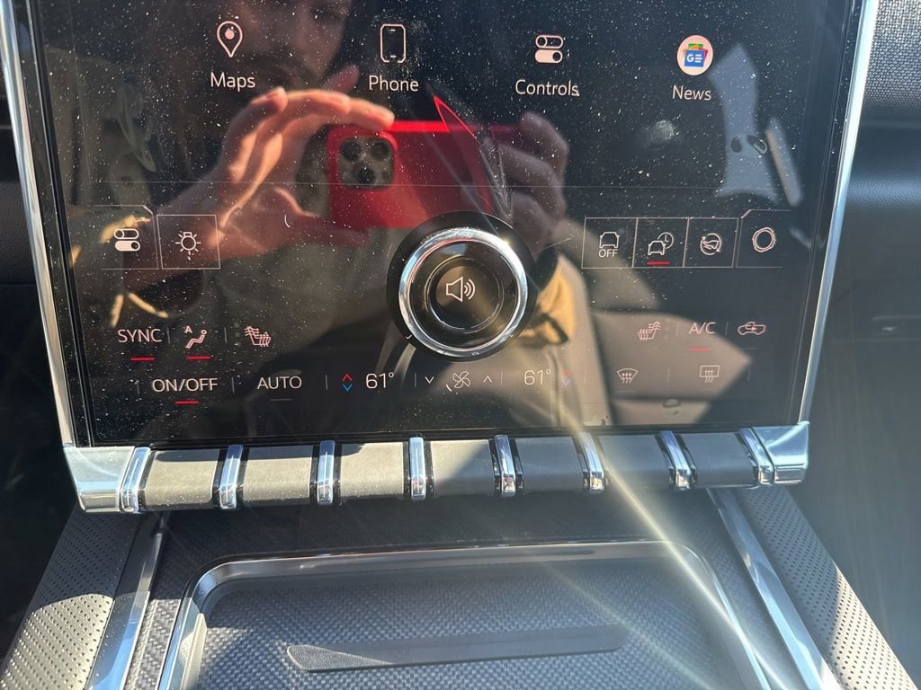 New 2026 GMC Sierra EV Elevation w/ LPO, Elevation Dark Package AWD/4WD image 29