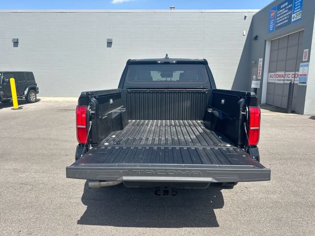 Used 2026 Toyota Tacoma SR5 AWD/4WD image 25