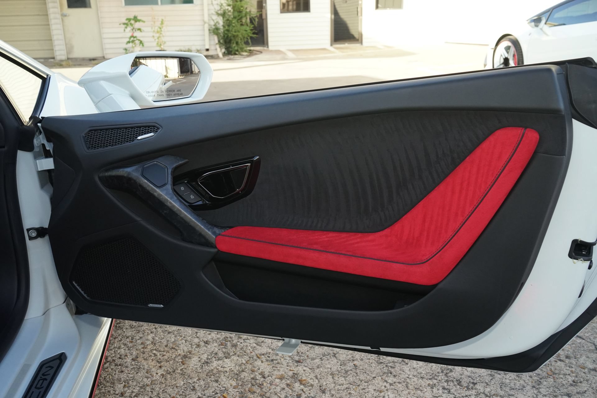 Used 2020 Lamborghini Huracan EVO AWD/4WD image 16