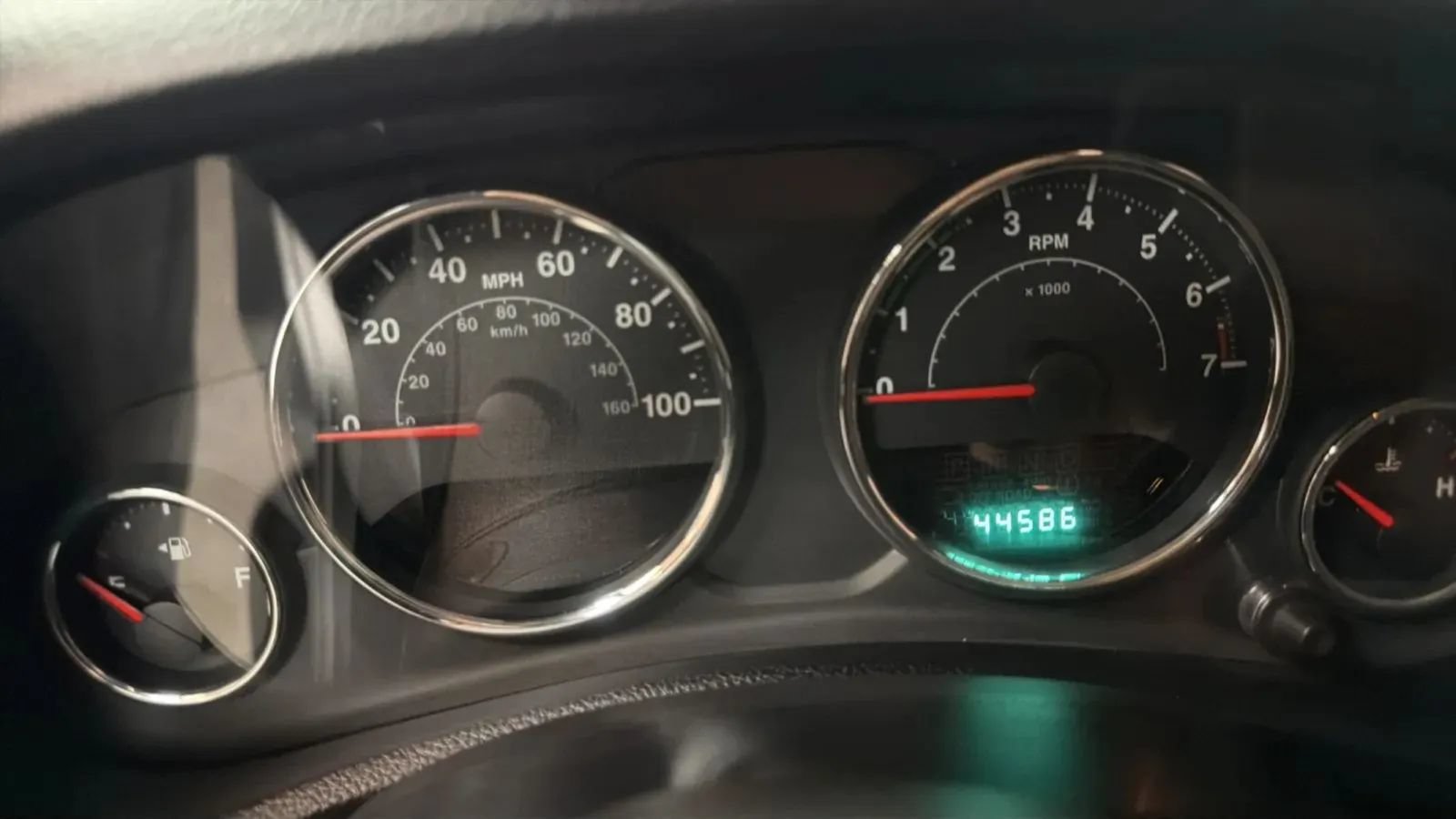 Used 2012 Jeep Wrangler Sport AWD/4WD image 12