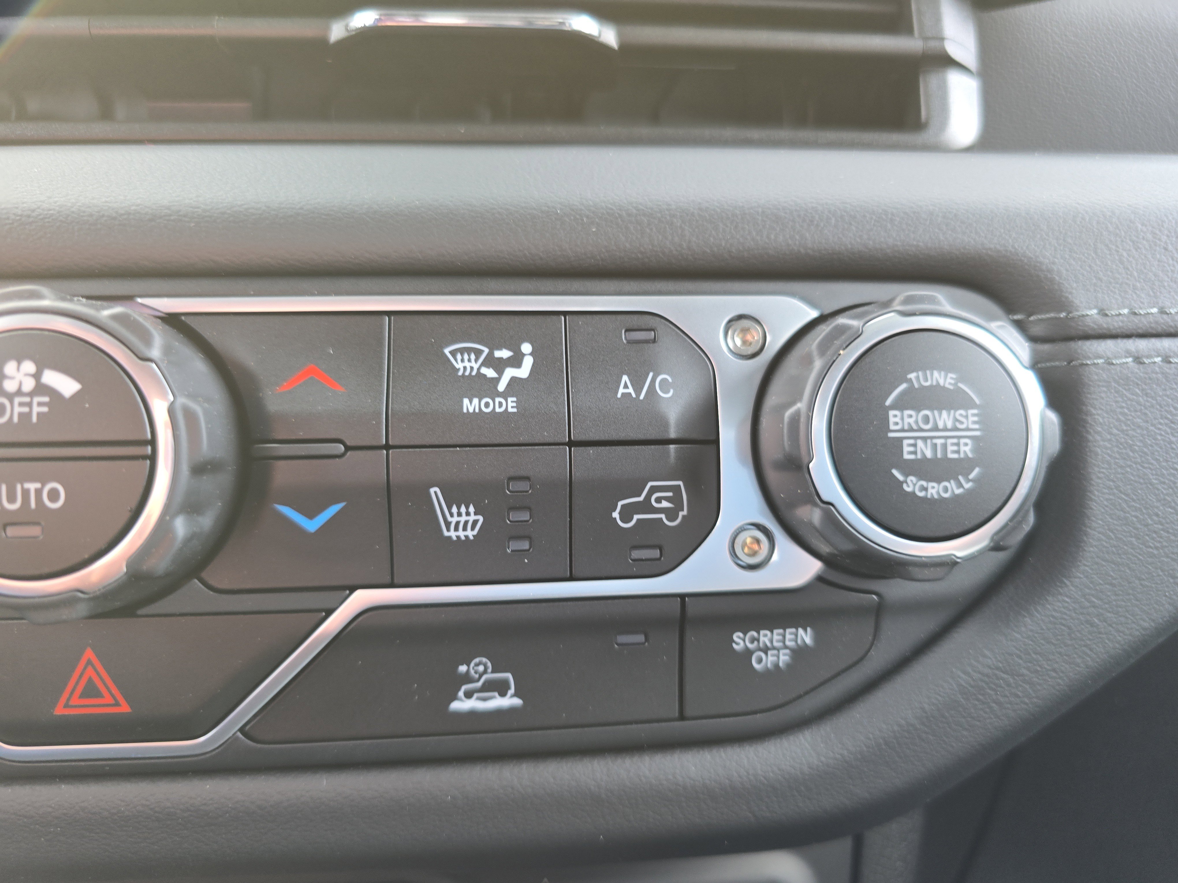 New 2025 Jeep Gladiator Sport w/ Premium Package image 27