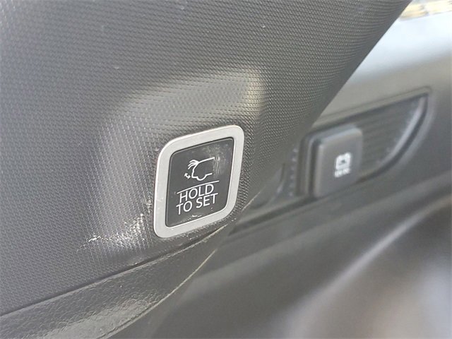 New 2025 Jeep Grand Cherokee Limited w/ Trailer Tow Package image 9