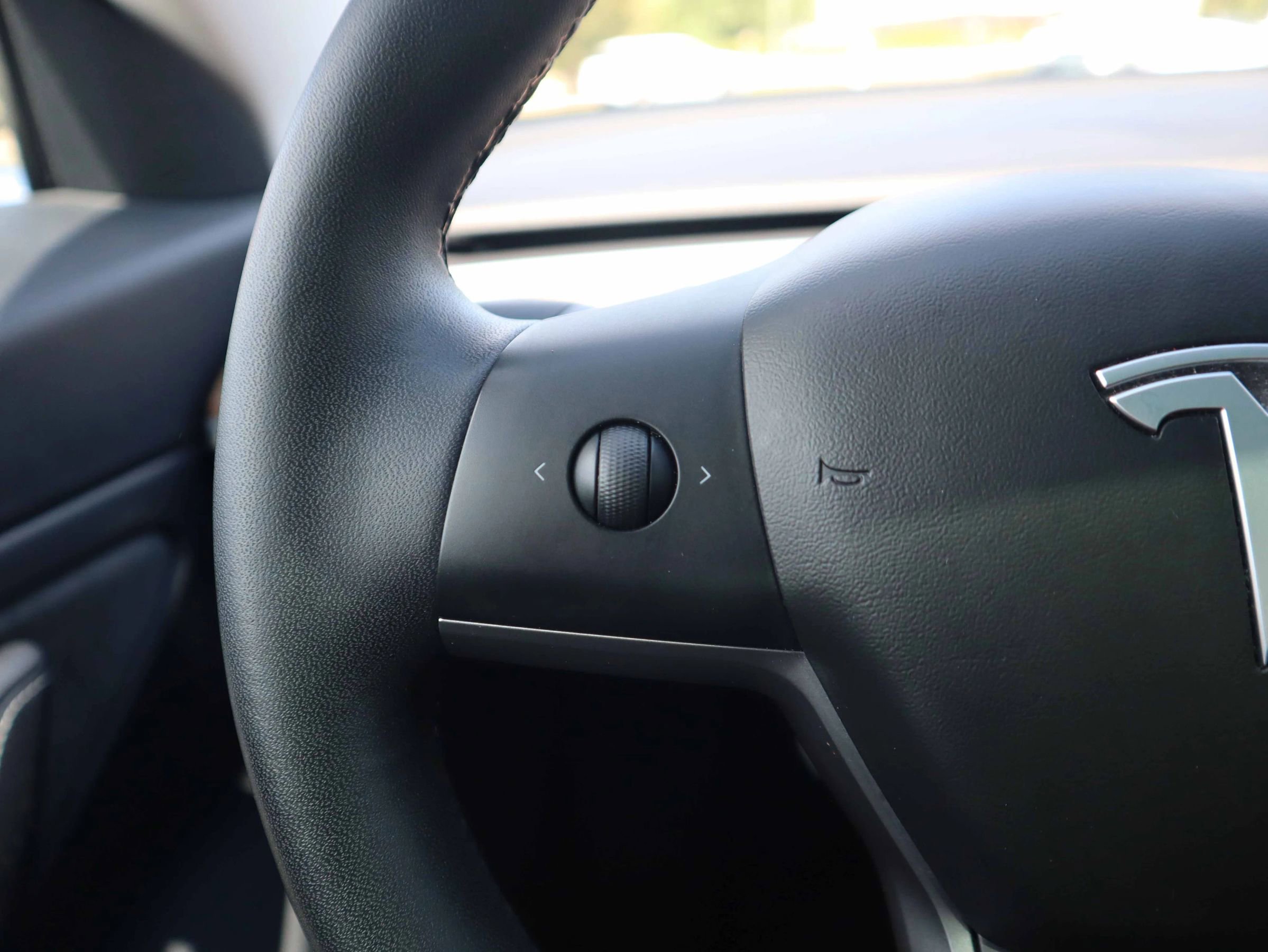 Used 2020 Tesla Model 3 Performance AWD/4WD image 16