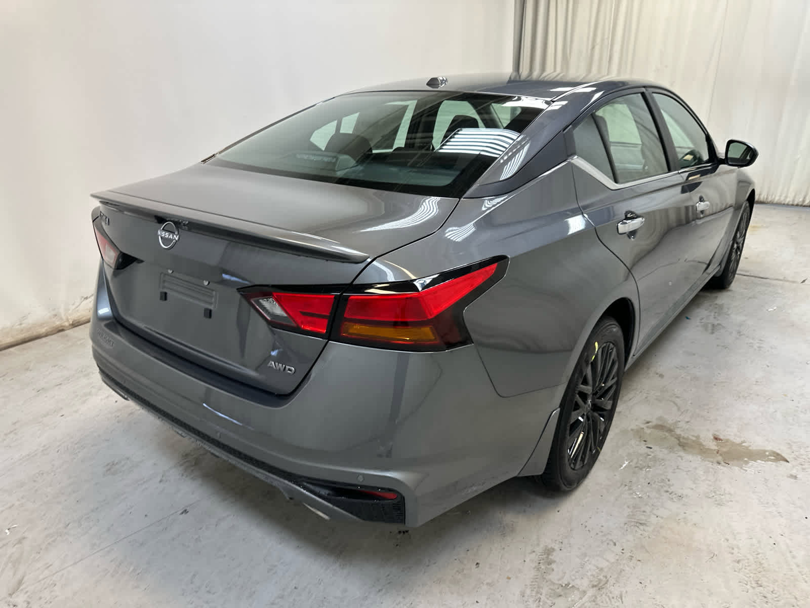 New 2025 Nissan Altima 2.5 SV AWD/4WD image 11