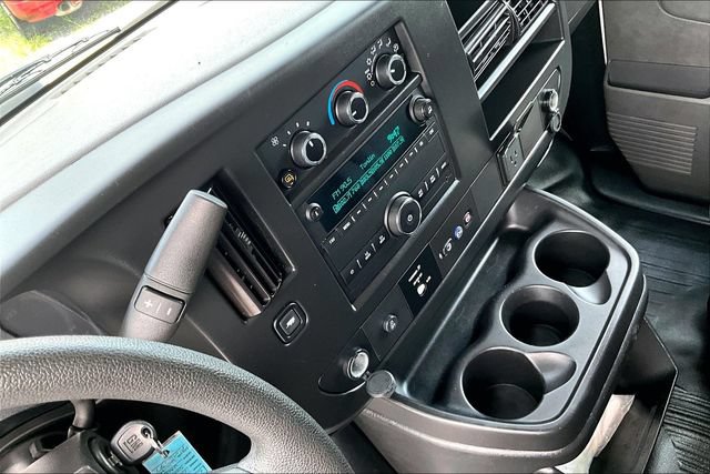 Used 2023 GMC Savana 2500 Extended RWD image 16