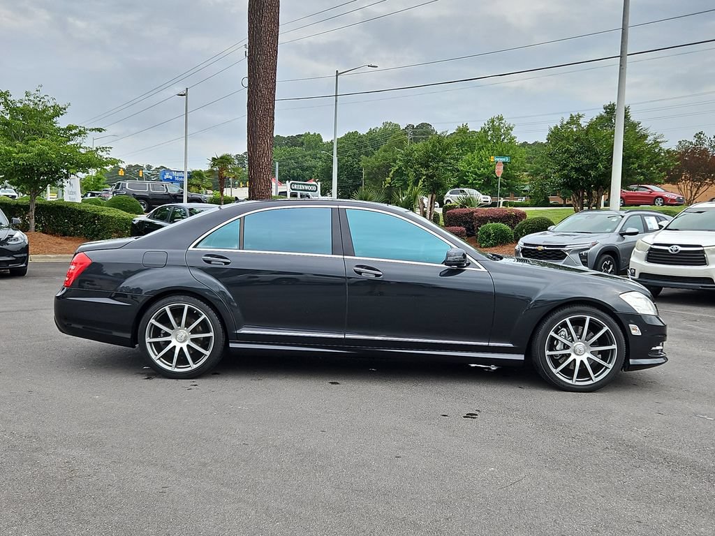Used 2011 Mercedes-Benz S 550 w/ Sport Pkg image 8