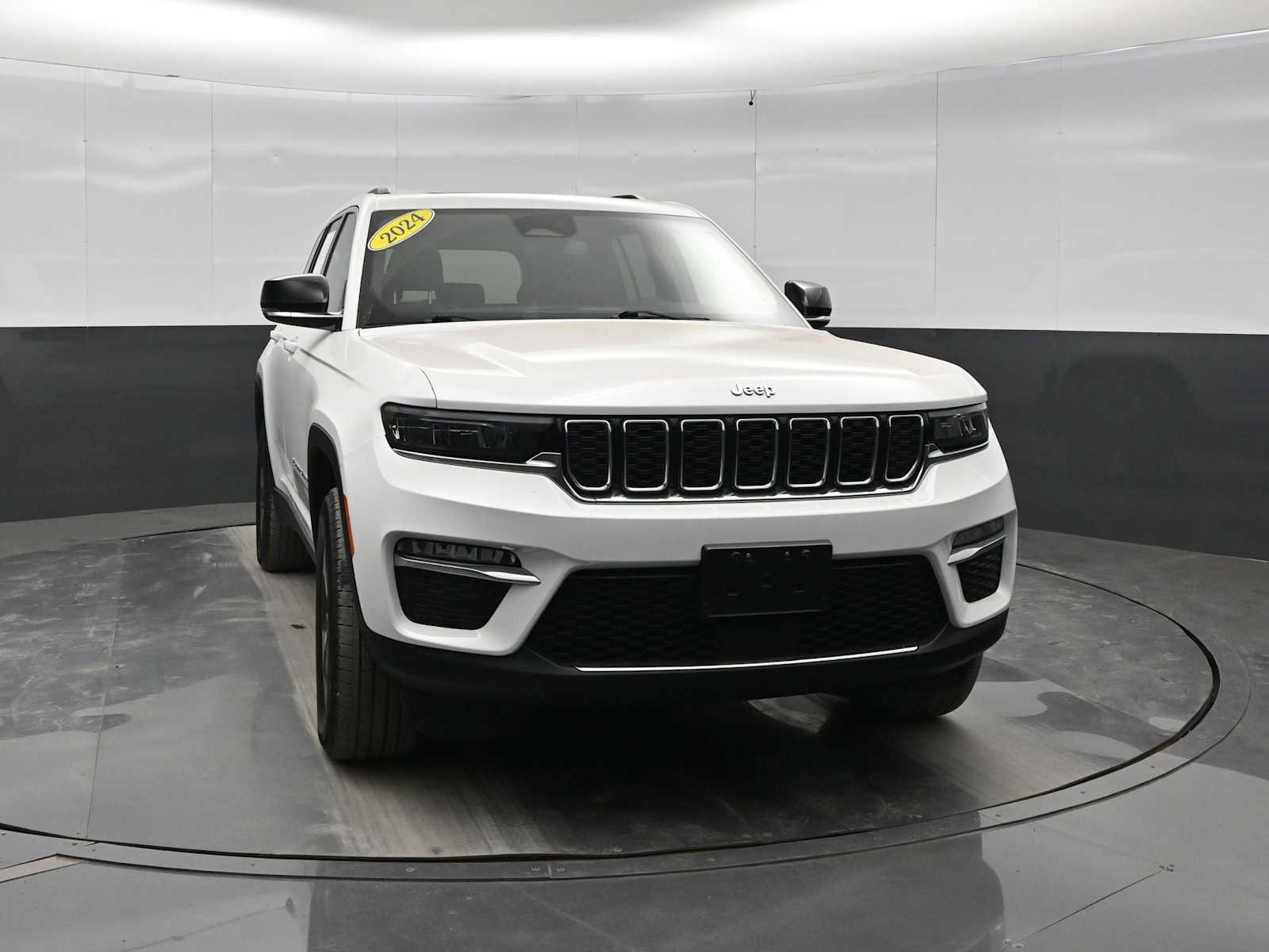 Used 2024 Jeep Grand Cherokee Limited 4xe AWD/4WD video 2