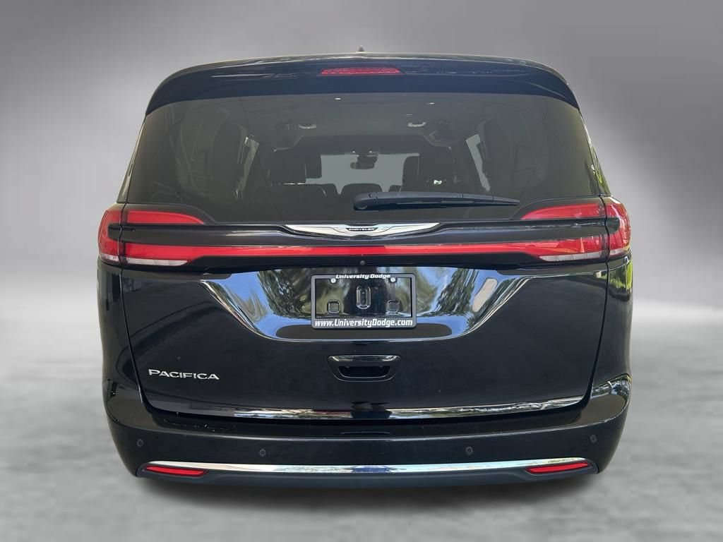 Used 2024 Chrysler Pacifica Touring-L FWD image 28