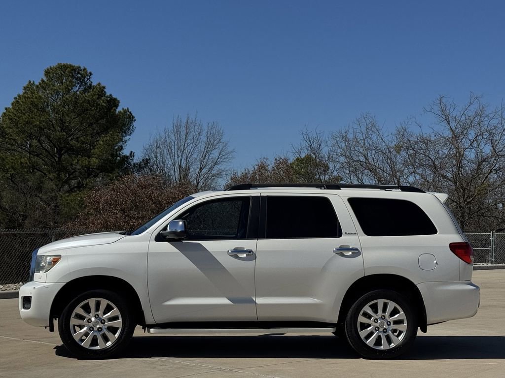 Used 2013 Toyota Sequoia Platinum image 3