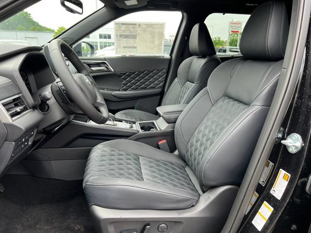 New 2026 Nissan Rogue Platinum AWD/4WD image 4