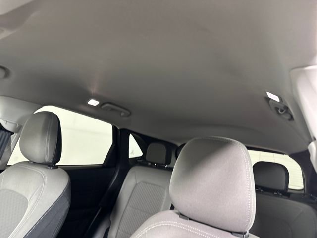 Used 2022 Ford Escape SE w/ Cold Weather Package image 12