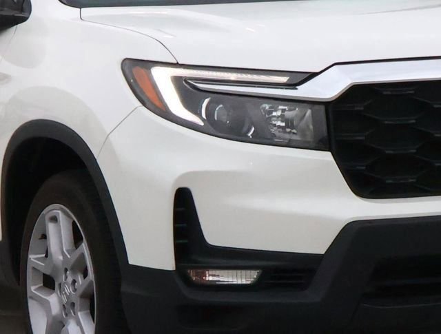 Used 2024 Honda Passport EX-L image 9