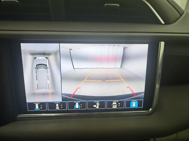 Used 2021 GMC Yukon Denali w/ Denali Premium Package image 4