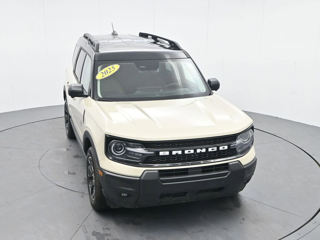 Used 2025 Ford Bronco Sport Outer Banks w/ Outer Banks Tech Package+ AWD/4WD image 23
