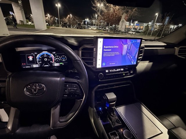 Used 2023 Toyota Sequoia Limited image 9