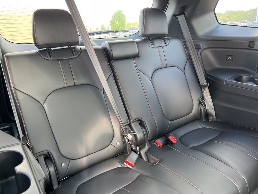 Certified 2023 Honda Pilot TrailSport image 31