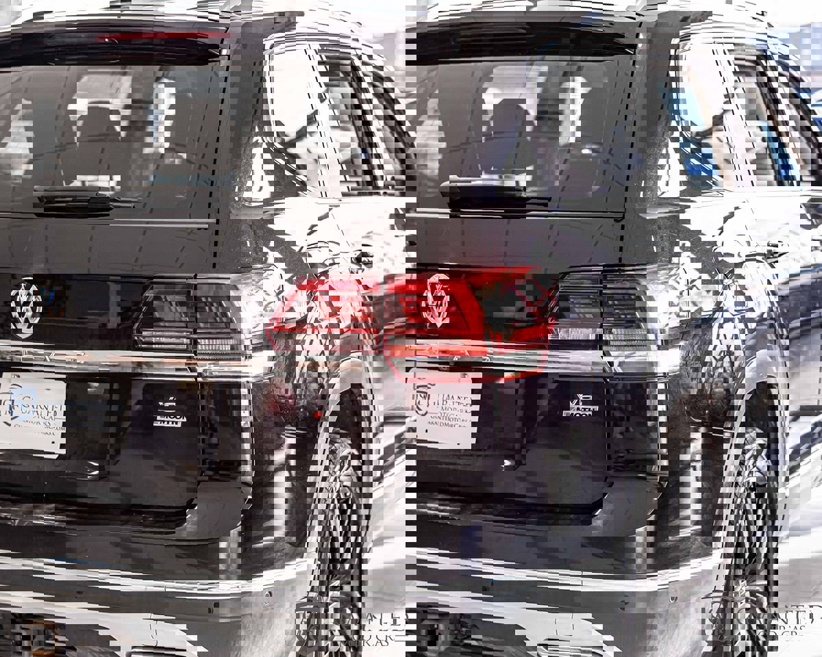 Used 2018 Volkswagen Atlas SEL Premium image 15