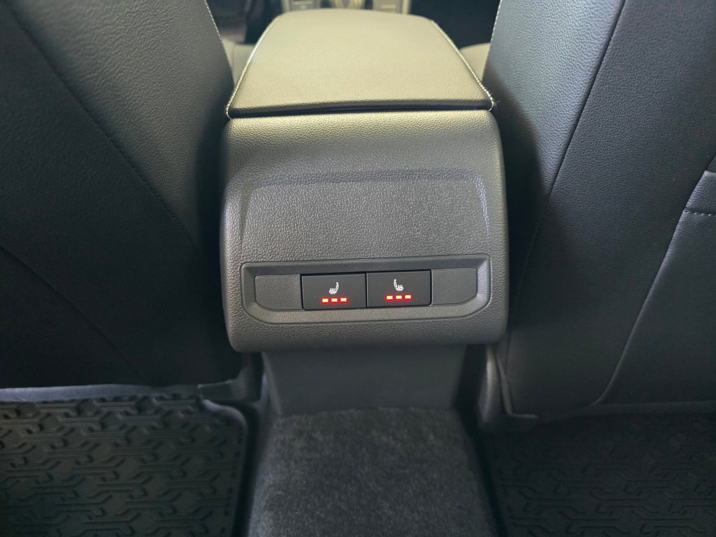 New 2026 Volkswagen Jetta SEL FWD image 35