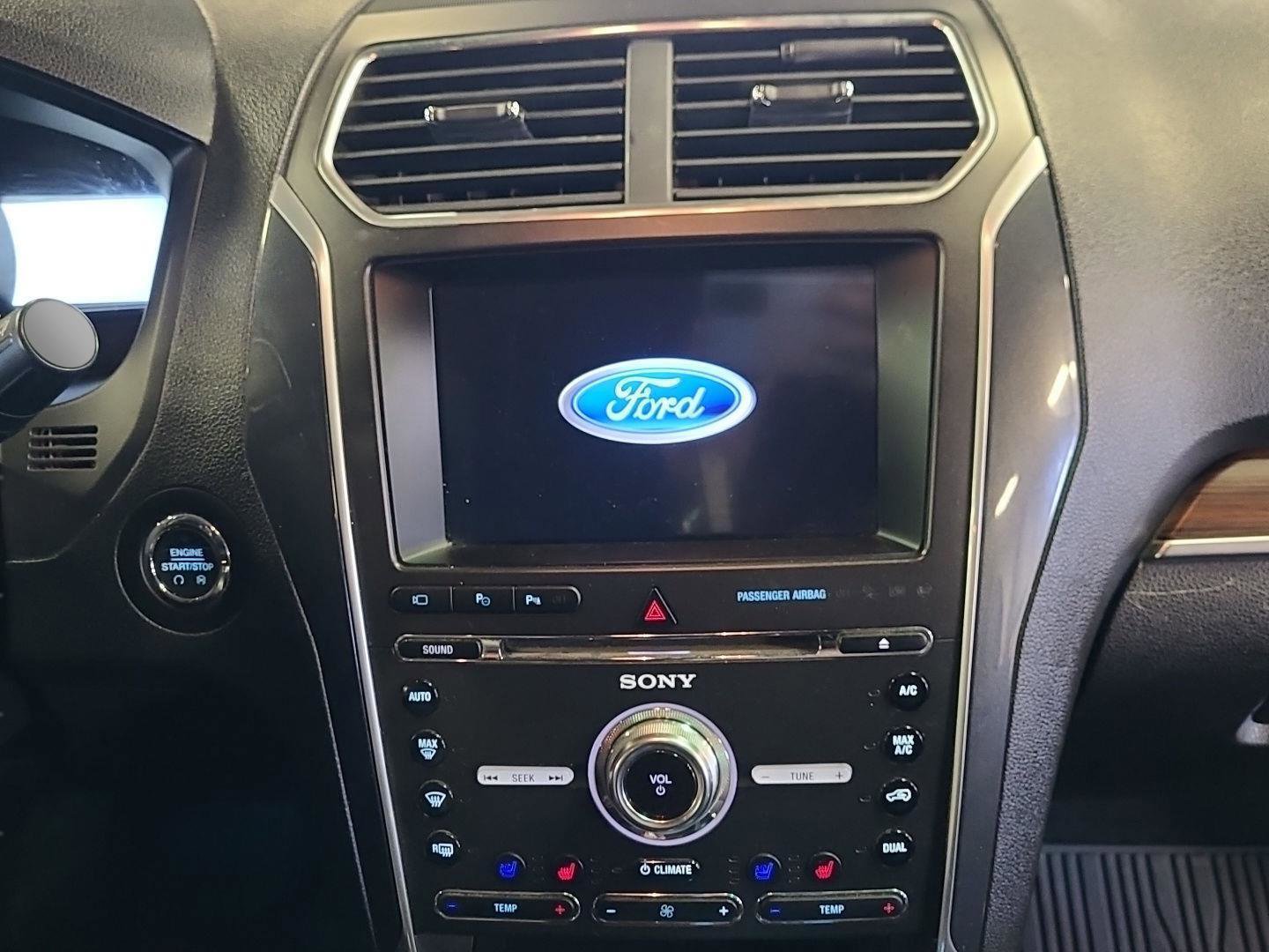 Used 2017 Ford Explorer Limited w/ Equipment Group 303A image 16