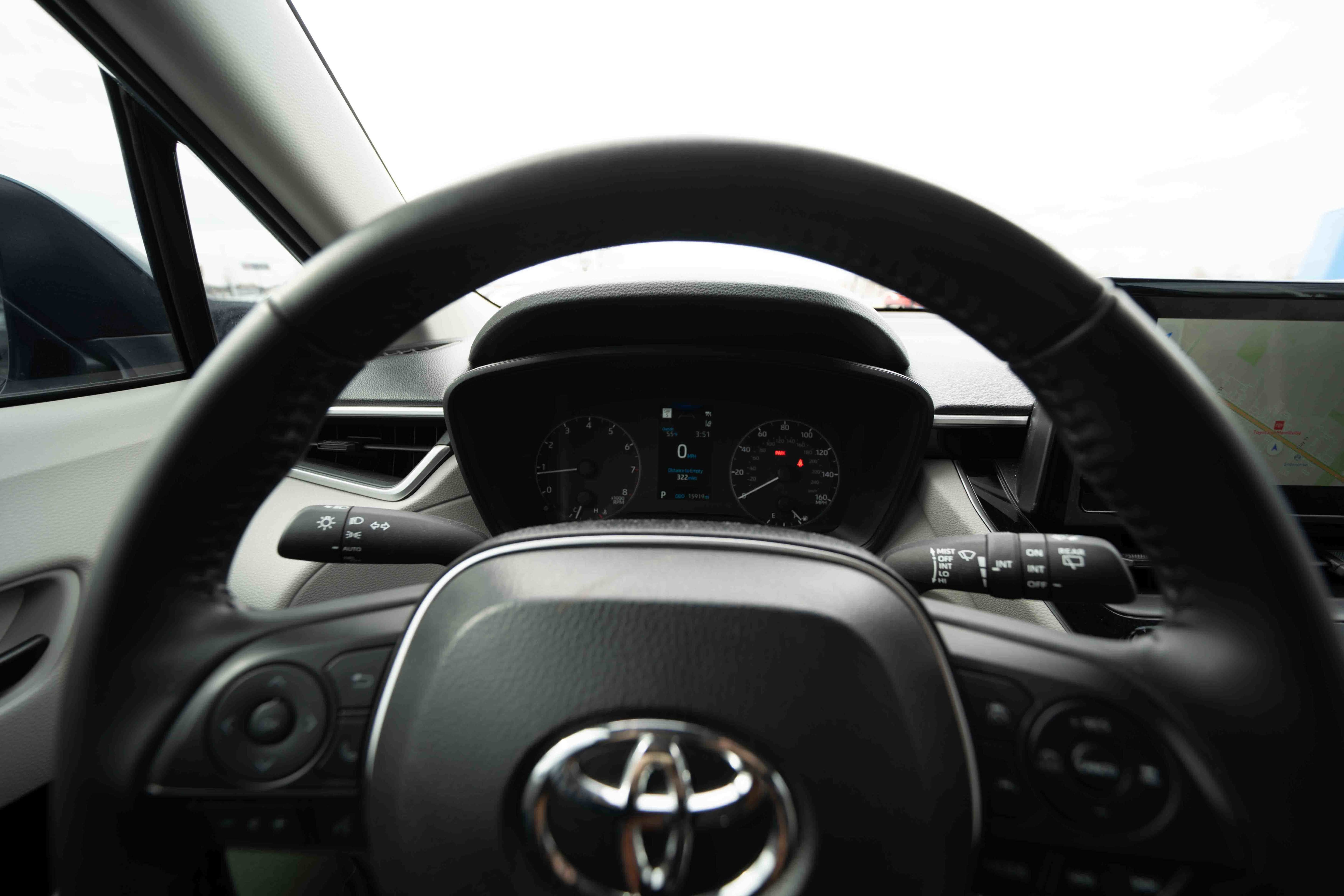 Used 2024 Toyota Corolla Cross LE image 15