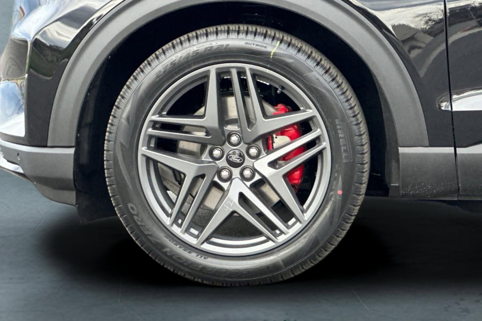 New 2026 Ford Explorer ST w/ Sun And Sound Package image 31