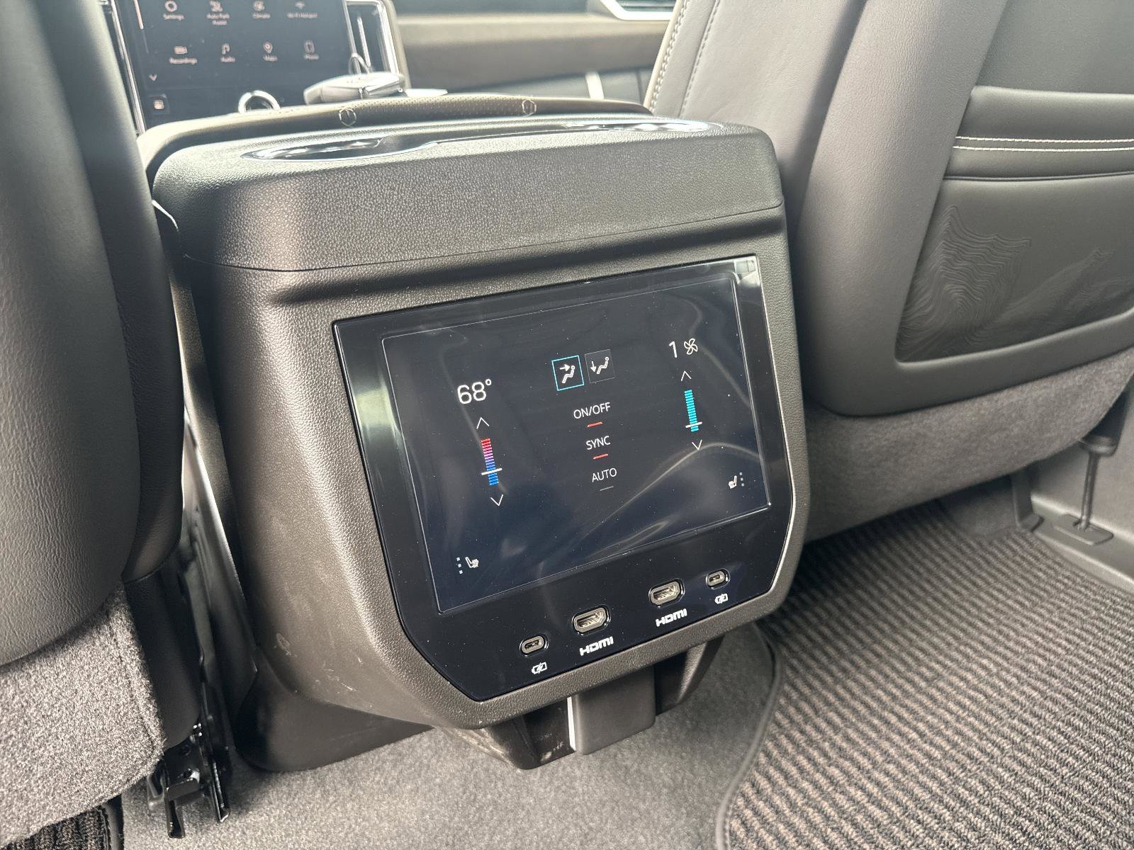 New 2026 GMC Yukon Denali Ultimate image 12