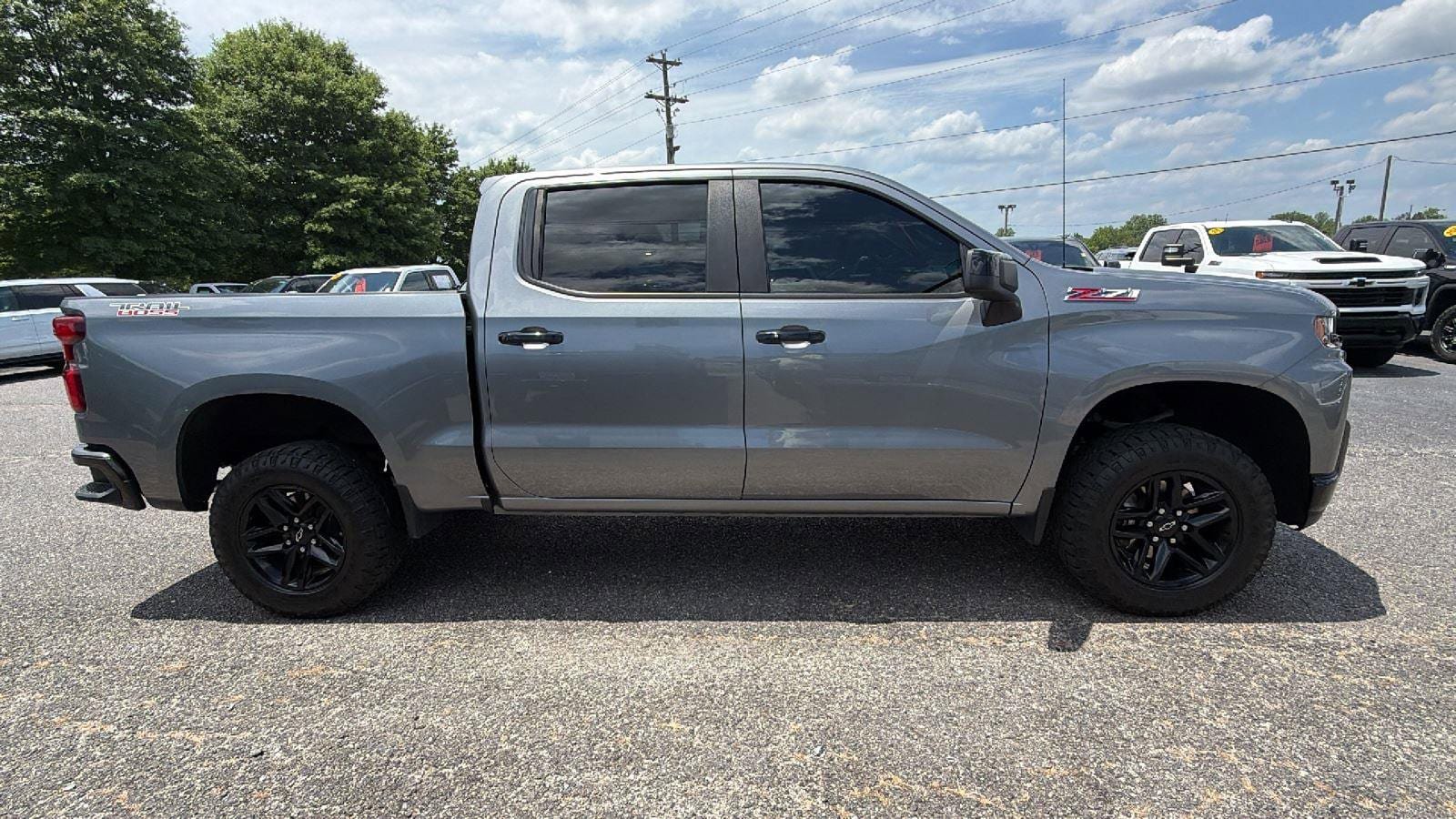 Used 2022 Chevrolet Silverado 1500 LT Trail Boss w/ Bed Protection Package AWD/4WD image 4