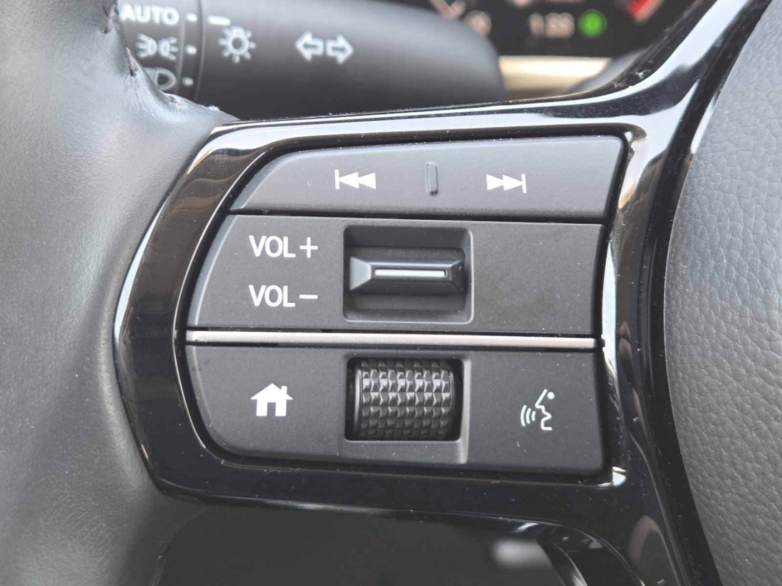 Used 2024 Honda CR-V EX-L image 32