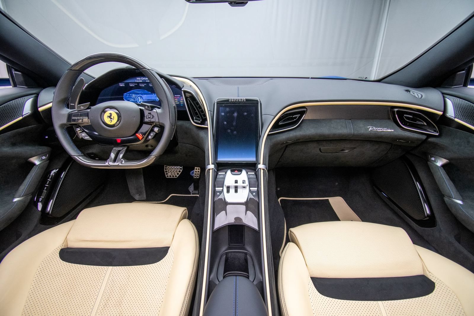 Used 2026 Ferrari Roma Spider RWD image 18