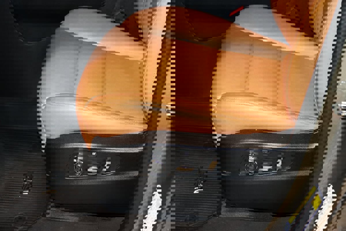 Used 2020 Cadillac XT4 Premium Luxury image 38