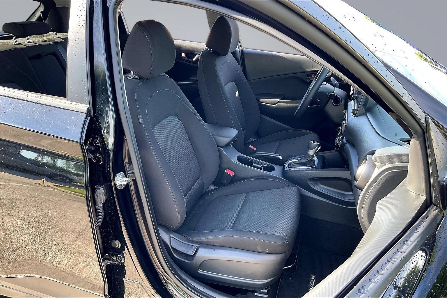 Used 2023 Hyundai Kona SEL AWD/4WD image 7
