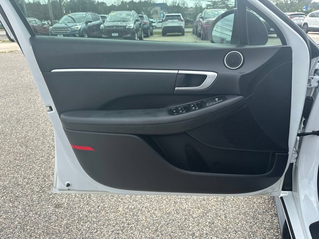 Used 2021 Hyundai Sonata SEL w/ Convenience Package FWD image 15